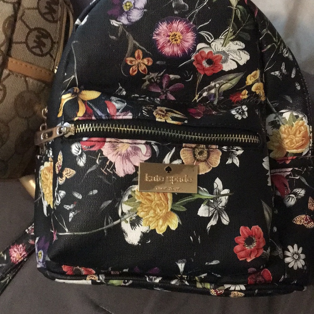 Kate Spade ♠️ black and floral backpack ❤️❤️